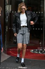 GIGI HADID Leaves Her Hotel in Paris 09/27/2024