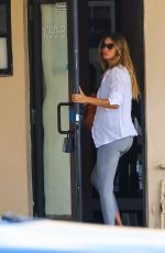 GISELE BUNDCHEN Out and About in Miami 09/07/2024