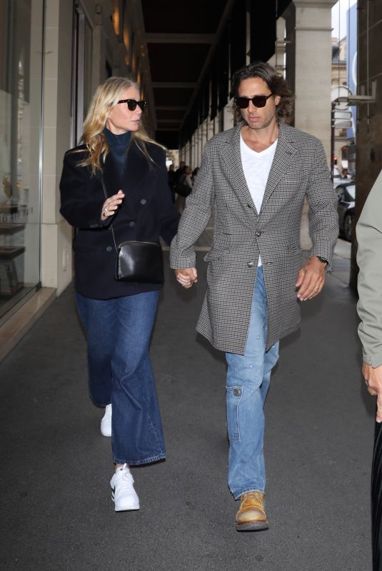 GWYNETH PALTROW and Brad Falchuk Out at Paris Fashion Week 09/24/2024