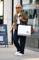 GWYNETH PALTROW Leaves Goop After a Shopping Trip in New Yotk 09/09/2024