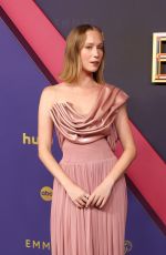 HANNAH EINBINDER at 76th Emmy Awards at Peacock Theatre in Los Angeles 09/15/2024