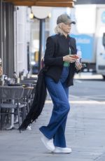 HANNAH WADDINGHAM Leaves Pizza Express in London 09/20/2024