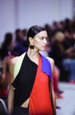 IRINA SHAYK Walks Runway at Missoni Fashion Show at Milan Fashion Week 09/20/2024