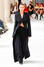 IRINA SHAYK Walks Runway at Sportmax Fashion Show at Milan Fashion Week 09/20/2024