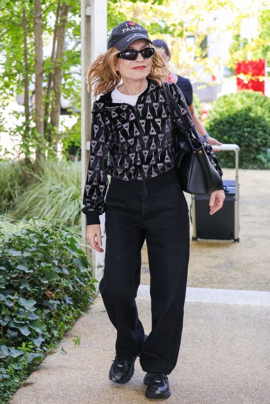 ISABELLE HUPPERT Out at 81st Venice International Film Festival 09/02/2024