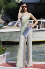 JACQUELYN JABLONSKI Arrives at Hotel Excelsior at 81st Venice International Film Festival 09/02/2024