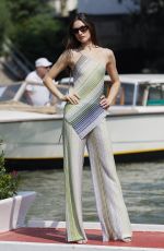 JACQUELYN JABLONSKI Arrives at Hotel Excelsior at 81st Venice International Film Festival 09/02/2024
