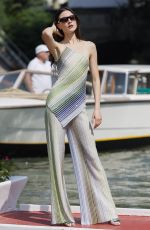 JACQUELYN JABLONSKI Arrives at Hotel Excelsior at 81st Venice International Film Festival 09/02/2024