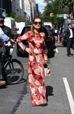 JEAN SHAFIROFF Arrives at Dennis Basso Spring 2024 Fashion Show in New York 09/09/2024