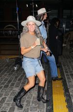 JENNA LYONS Arrives at Bella Hadid Fashion Show in New York 09/13/2024