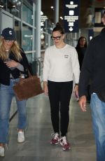 JENNIFER GARNER Arrives in Paris Ahead of Fashion Week 09/22/2024
