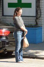 JENNIFER GARNER Out and About in Los Angeles 09/16/2024