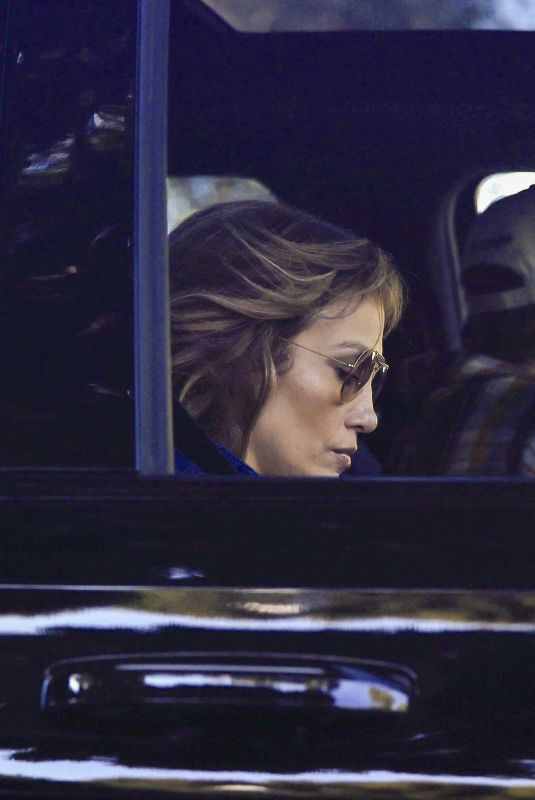 JENNIFER LOPEZ Leaves a Hotel in Beverly Hills 09/27/2024