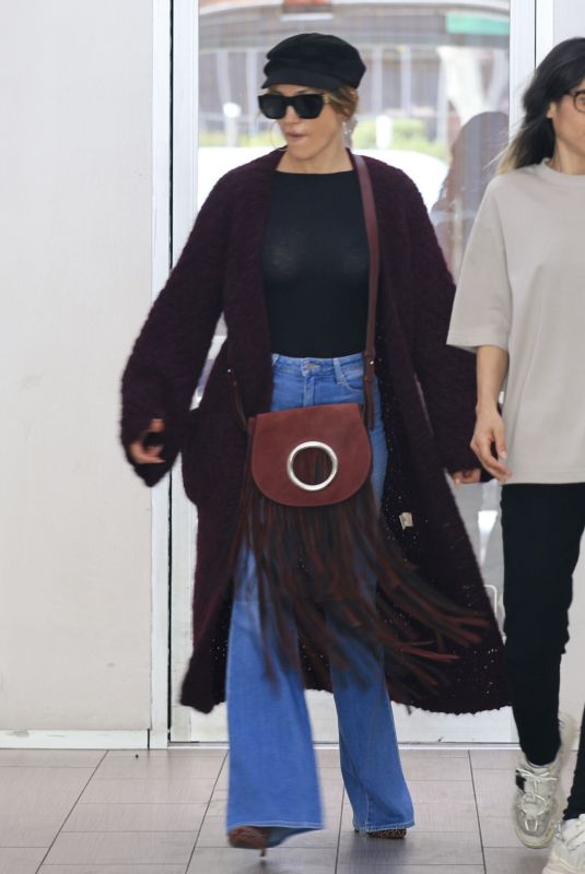 JENNIFER LOPEZ Out and About in Los Angeles 09/21/2024
