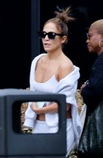 JENNIFER LOPEZ Returns to Los Angeles 09/08/2024