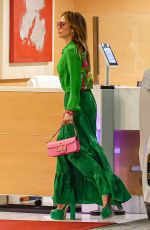 JENNIFER LOPZ Leaves Beverly Hills Hotel After Lunch with Her Mother 09/04/2024