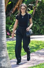JESSICA ALBA Out for Lunch at Beverly Hills Hotel 09/11/2024