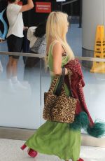 JESSICA SIMPSON Arrives at Flight Out of LAX 09/03/2024