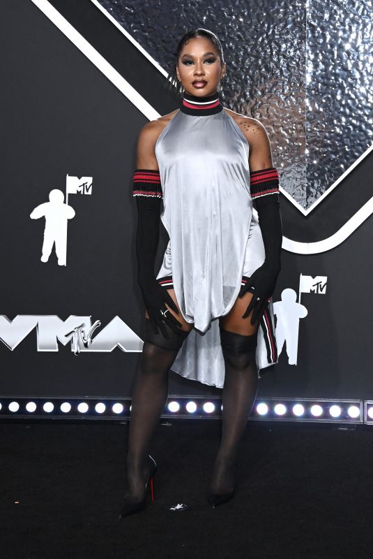 JORDAN CHILES at 2024 MTV Video Music Awards in New York 09/11/2024