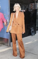 JULIANNE HOUGH Arrives at Good Morning America in New York 09/04/2024