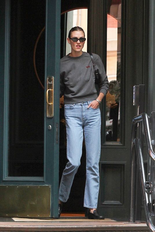 KARLIE KLOSS Out and About in New York 09/12/2024