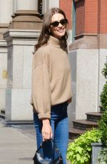 KARLIE KLOSS Out and About in New York 09/19/2024