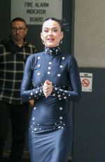 KAT YPERRY Thrills Her Melbourne Fans in Melbourne 09/25/2024