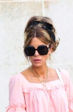 KATE BECKINSALE Leaves Venice