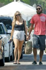 KATE HUDSON and Danny Fujikawa Leaves Grocery Store in Los Angeles 09/04/2024