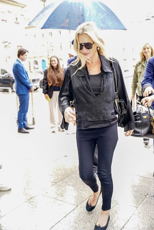 KATE MOSS Arrives at Her Hotel in Paris 09/23/2024