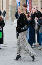 KATE MOSS Walked to Her Taxi at Paris Fashion Week 09/24/2024