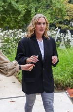 KATE WINSLET Leaves Filming a Segment for TV SHow C a vous in Paris 09/09/2024