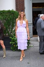 KELLY BENSIMON Arrives at Dennis Basso Spring 2024 Fashion Show in New York 09/09/2024