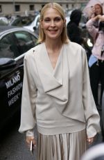KELLY RUTHERFORD Arrives at Del Core Fashion Show at Milan Fashion Week 09/18/2024
