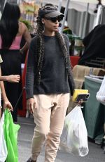 KERRY WASHINGTON Out Shopping at Farmers Market in Beverly Hills 09/15/2024