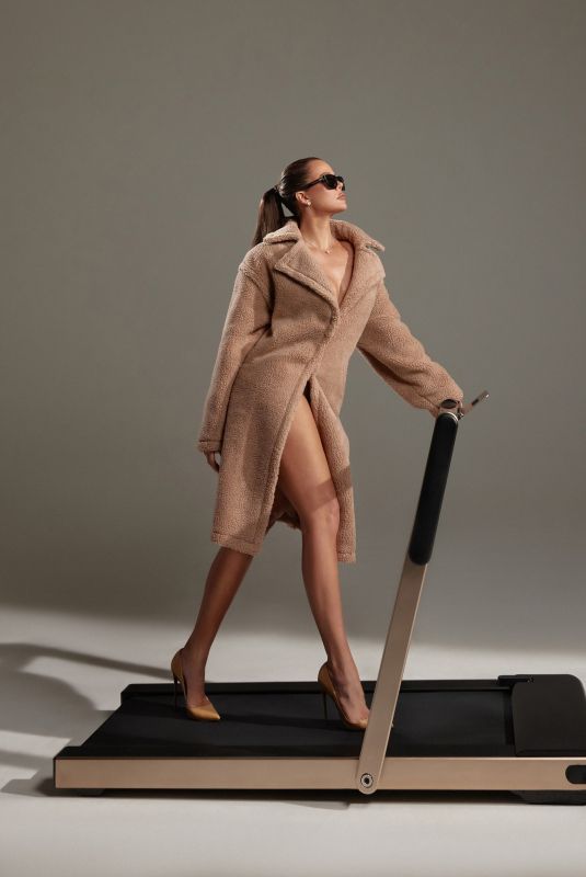 KHLOE KARDASHIAN for Fabletics Fall Campaign 2024