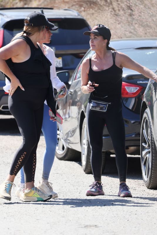 KYLE RICHARDS Out Hiking with Friends in Los Angeles 09/03/2024