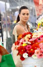 KYLE RICHARDS Out Shopping at Farmers Market in Studio City 09/08/2024