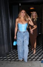 LARSA PIPPEN Leaves Craig