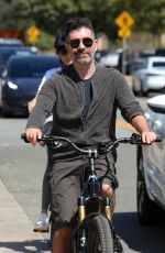 LAUREN SILVERMAN and Simon Cowell Enjoy a Bicycle Ride in Los Angeles 09/01/2024