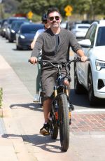 LAUREN SILVERMAN and Simon Cowell Enjoy a Bicycle Ride in Los Angeles 09/01/2024