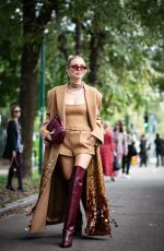 LEONIE HANNE Outside Gucci Fashion Show at Milan Fashion Week 09/20/2024