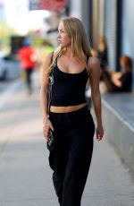LILA GRACE MOSS Leaves Victoria