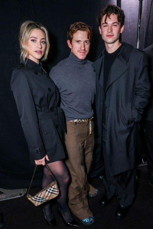 LILI REINHART at Burberry Summer 2025 Show at London Fashion Week 09/16/2024