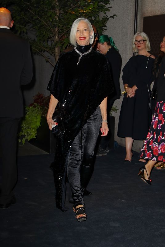LINDA FARGO Arrives at Caring for Women Dinner in New York 09/09/2024