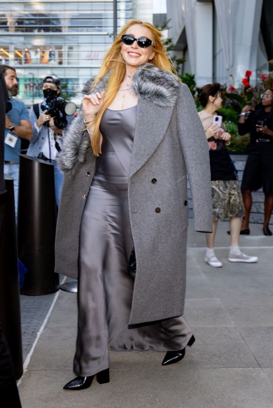LINDSAY LOHAN Leaves Michael Kors Fashion Show in New York 09/10/2024