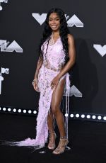 LOLA BROOKE at 2024 MTV Video Music Awards in New York 09/11/2024