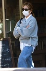 MAUREEN MCCORMICK and Michael Cummings Out in Calabasas 09/03/2024