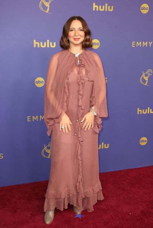 MAYA RUDOLPH at 76th Emmy Awards at Peacock Theatre in Los Angeles 09/15/2024