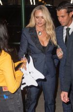 MIRANDA LAMBERT and Brendan McLoughlin Arrives at Their Hotel in New York 09/18/2024